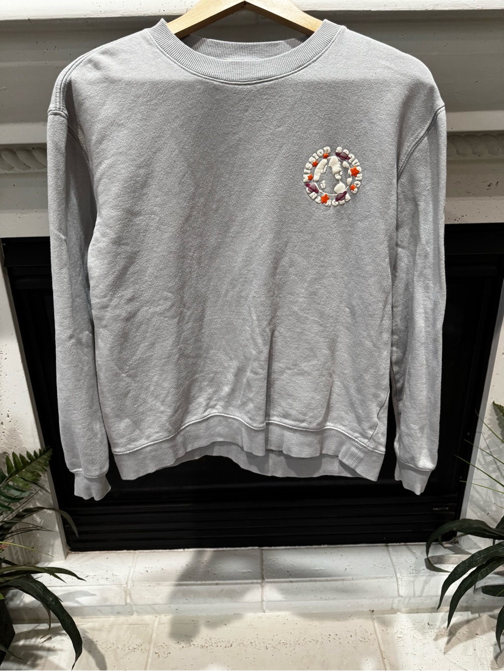 Cotton On Light Gray Crew Sweatshirt with Colorful Embroidered Patch